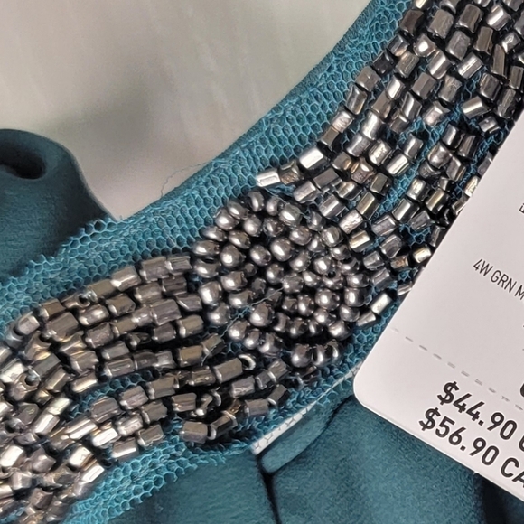 Torrid Embellished Mock Neck Green Blouse Size L - Picture 3 of 6